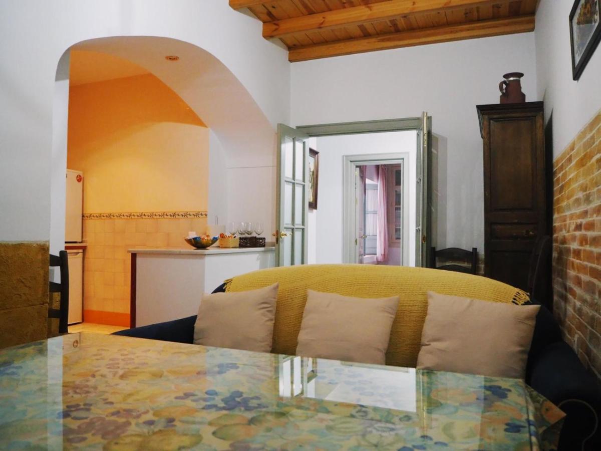 Carmona Center Apartment エクステリア 写真
